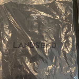 LandsEnd men’s black t shirt